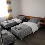 Bed & Breakfast Pod Debami