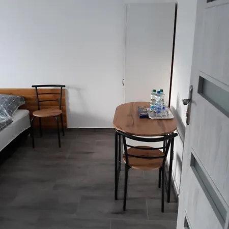 Pod Debami 볼레스와비에츠