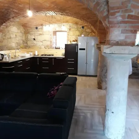 Pod Debami Bed and Breakfast