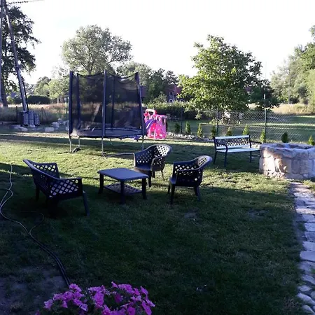 Pod Debami Bed & Breakfast 3*