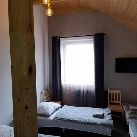 Pod Debami Bed and Breakfast 3*