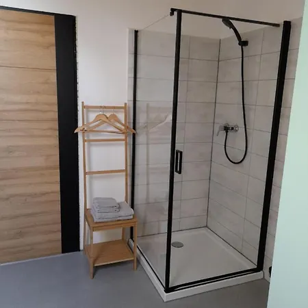 Bed and Breakfast Pod Debami Boleslawiec (Lower Silesia)