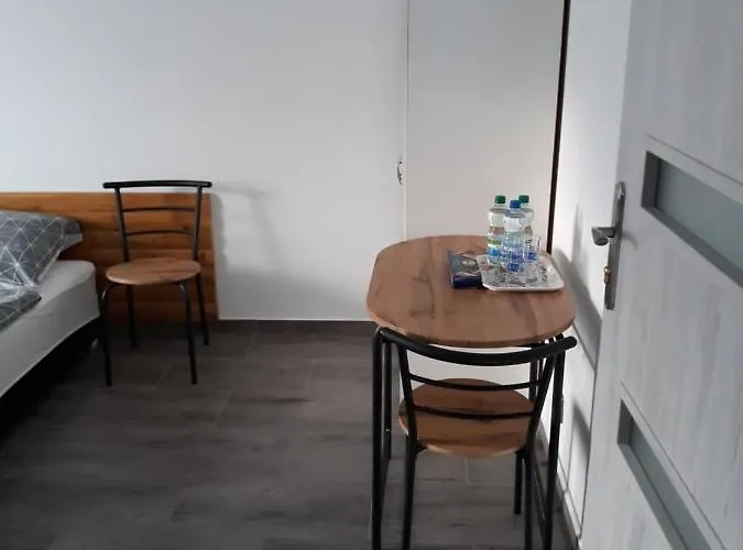 Pod Debami Boleslawiec (Lower Silesia)