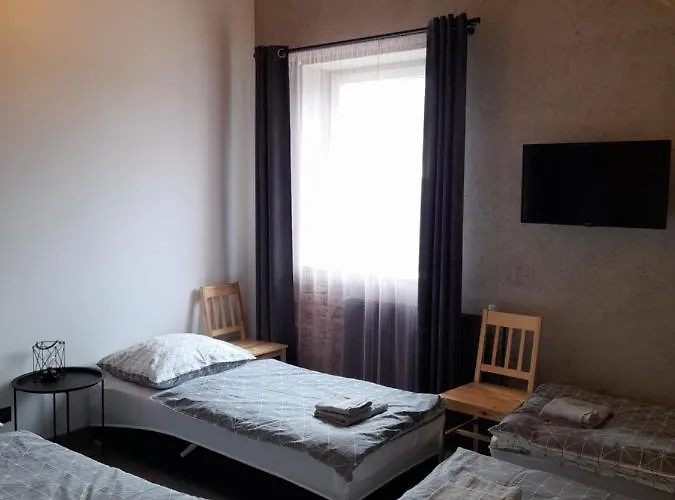 Pod Dębami Nocleg ze śniadaniem Boleslawiec (Lower Silesia)